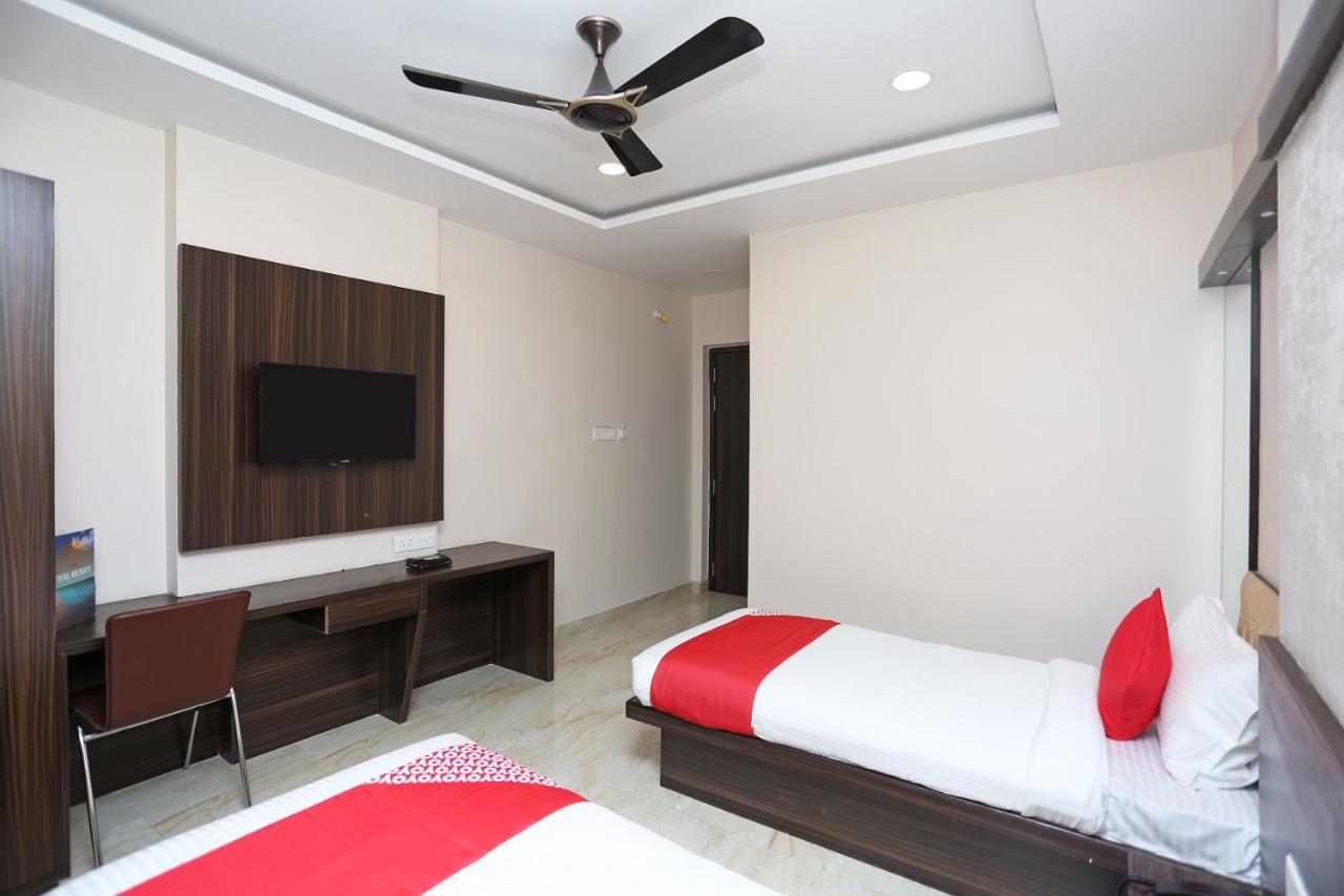 Oyo 15861 Hotel Shivganga Comfort Zone Rāipur Exteriör bild